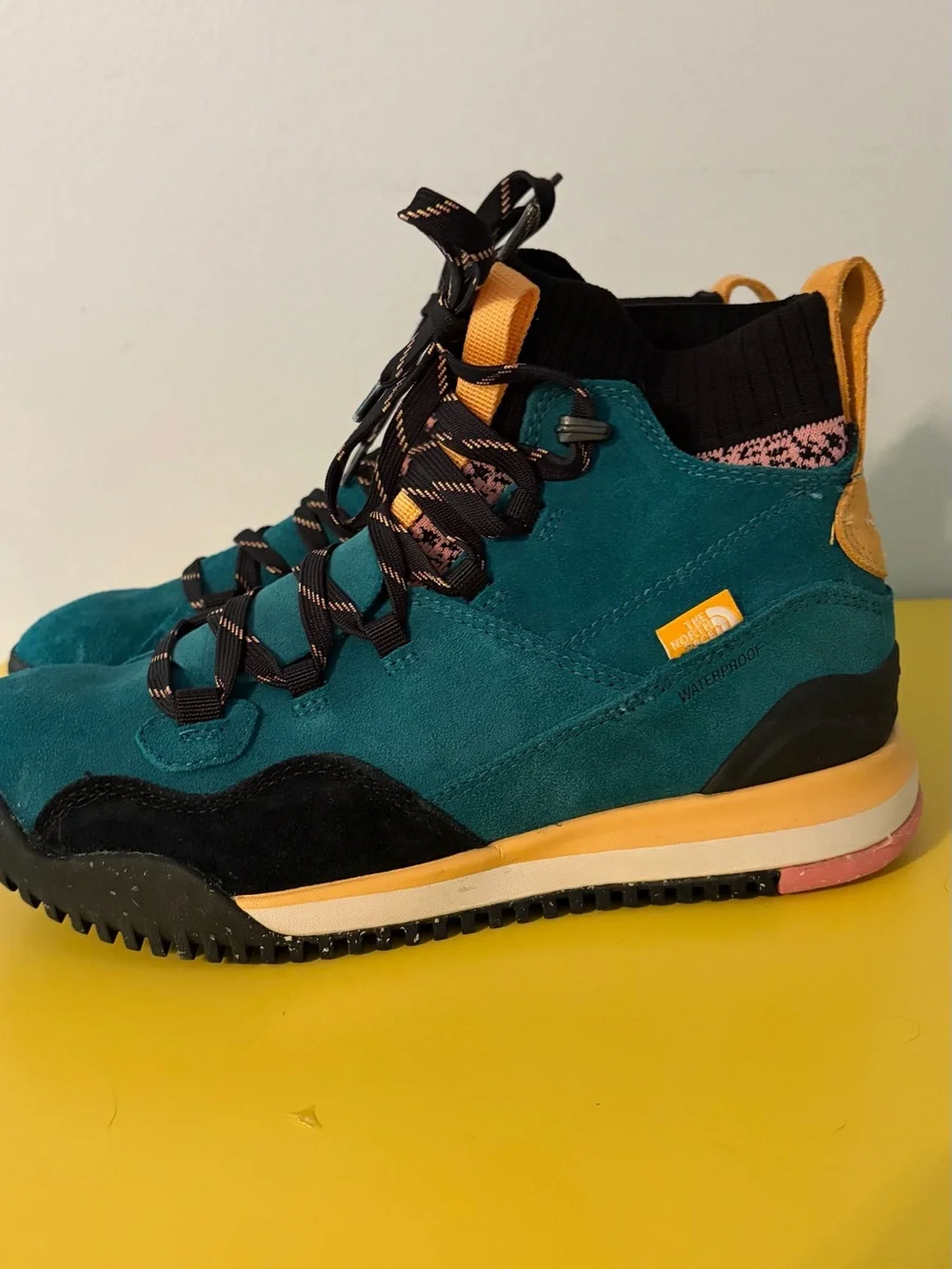 The North Face Teal Suede Winter Boots with Black and Orange Accents